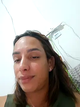 ofjuliaa online show from February 13, 1:18 am