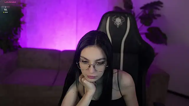 Mila Rose054 online show from February 25, 8:02 am