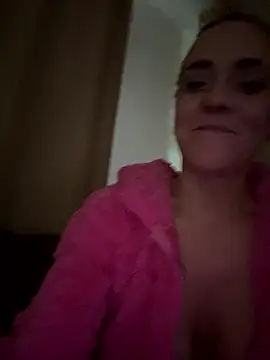 missconly online show from January 8, 12:20 pm