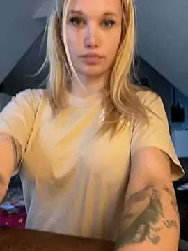 Ellie xxxXxxx online show from March 25, 4:43 pm