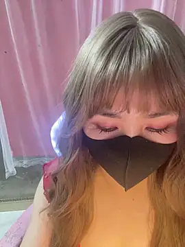 -Violet-t online show from March 5, 2:24 pm