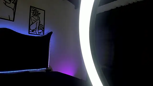  lissa 02 online show from March 5, 3:35 am