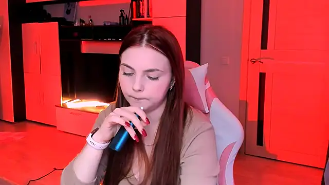 LoAslley online show from January 11, 2:11 pm