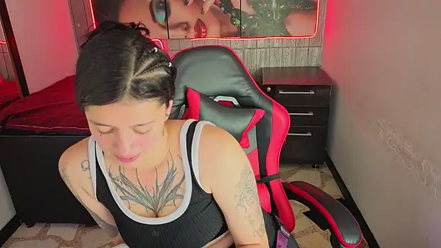 Harley quinzell online show from January 17, 7:21 pm