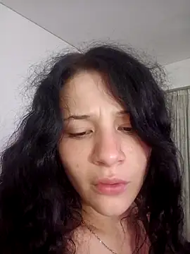 mmelit4 online show from February 4, 1:41 am