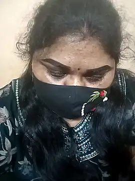 misammahyd online show from April 18, 5:48 pm