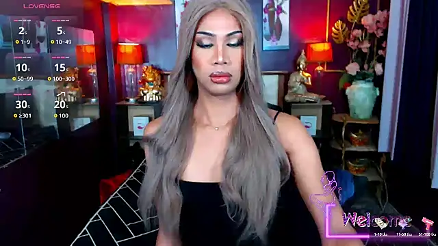 SEDUCTIVExDEMI online show from February 25, 10:30 pm