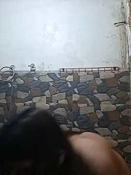 Seductive Two0205 online show from April 12, 6:33 pm