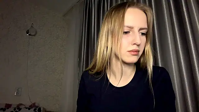 JeannettaIltzsch online show from February 9, 6:21 pm