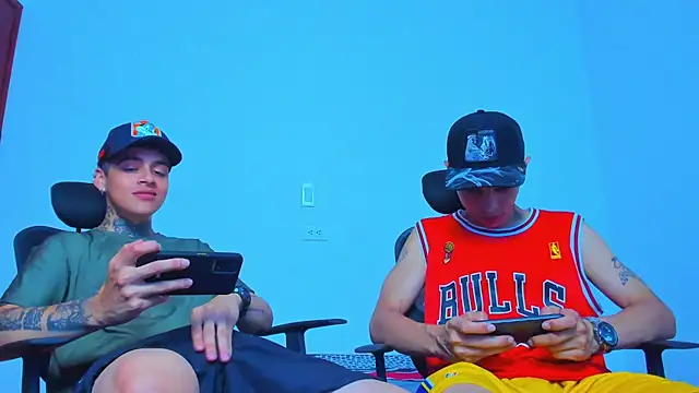 Thomas-Wil online show from March 26, 10:11 pm