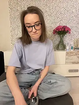 Persephone Kore online show from February 5, 5:38 pm