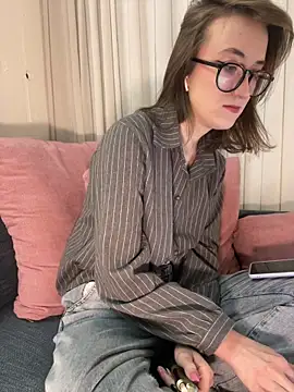 Persephone Kore online show from March 5, 7:20 pm