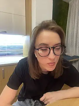 Persephone Kore online show from March 23, 5:52 pm