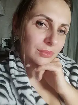 Kitty232425 online show from January 15, 7:53 pm