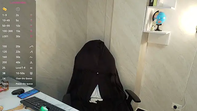 KaiaBrown online show from February 19, 1:49 am