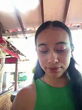 l0lita emi online show from March 9, 3:26 pm