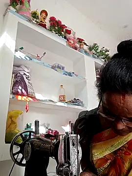 kiiuu sexe online show from February 17, 10:14 am