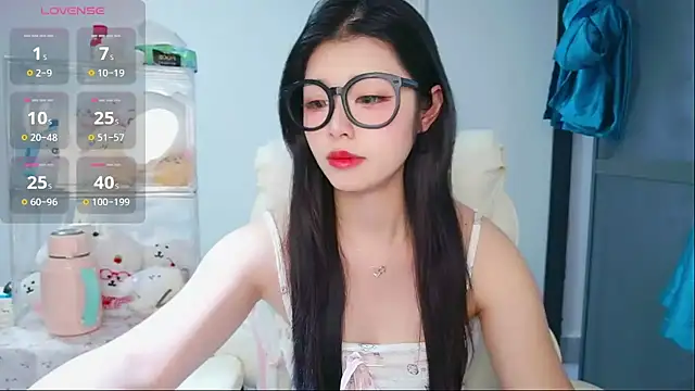 -XiaoYu-777 online show from March 19, 10:19 am