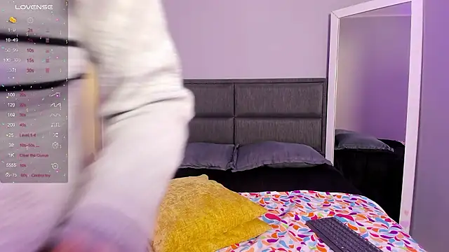 lilith petit  online show from March 17, 1:26 pm