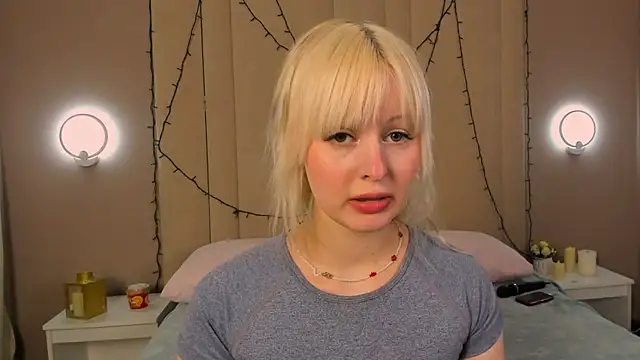 AdeleSilvy online show from May 7, 2:16 am