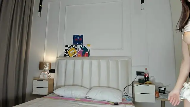 haerynn online show from April 14, 10:43 pm