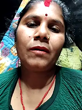 Hot di97 online show from February 19, 7:19 am