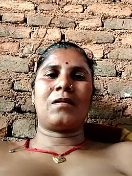 Hot di97 online show from April 9, 8:53 am