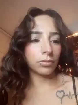 AlexxaAndRileyy online show from January 13, 8:13 pm