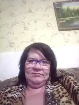 NysiOlsen online show from April 13, 6:52 pm