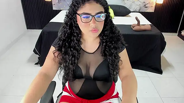 Karla18  online show from March 15, 10:01 pm