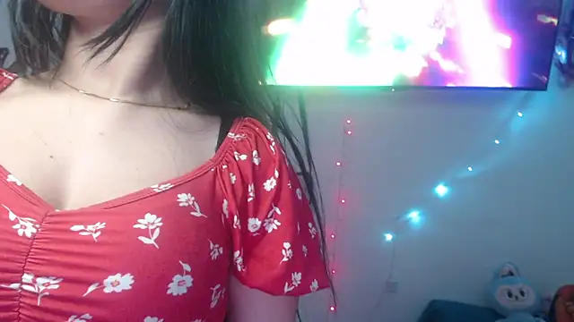 Loriiiany online show from February 6, 1:03 pm