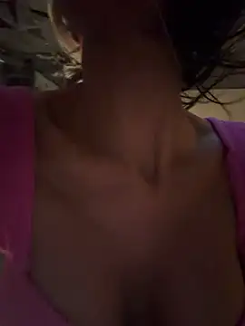 tastemecaroline online show from July 18, 12:25 am