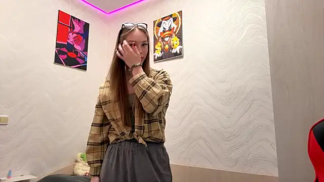 LaurynKand online show from January 15, 6:08 am