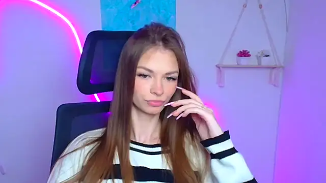 Lina Loveuu online show from February 26, 12:59 pm