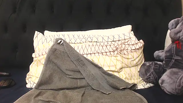 SexyPureFire001 online show from March 24, 7:08 pm