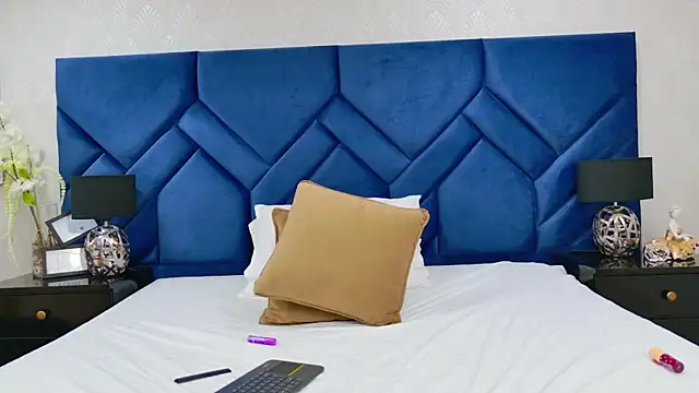 AshleyGingerr online show from February 13, 9:05 pm