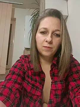 AdaJoy online show from February 15, 11:37 pm