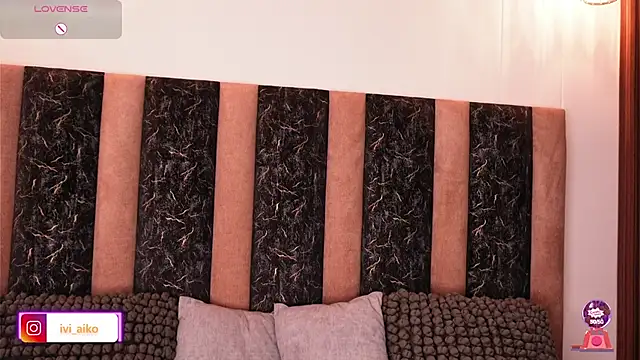 Ivi Aiko online show from April 7, 11:18 pm