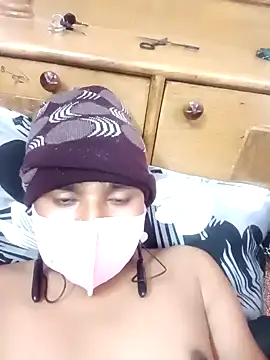 Cutiepie91 online show from February 8, 4:33 pm