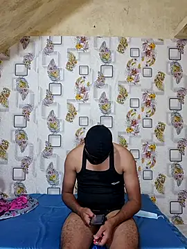 Forest Queen online show from March 27, 2:40 pm