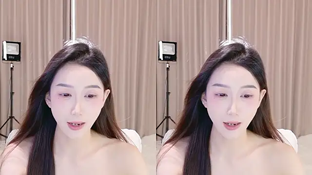 Dancing-Coco12 online show from January 18, 6:10 am