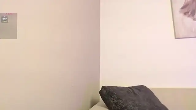 chloe peach  online show from April 9, 11:59 am