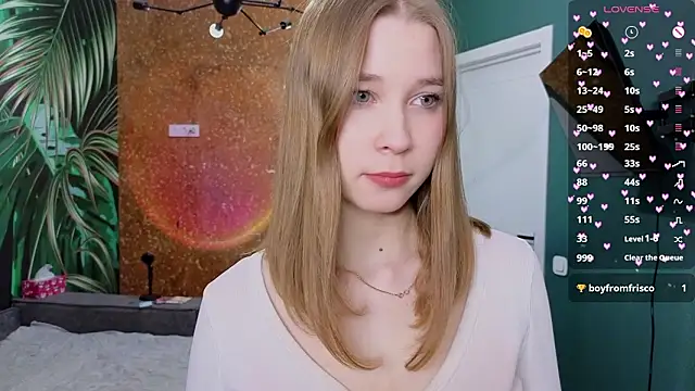 vickky shy online show from March 15, 8:55 pm