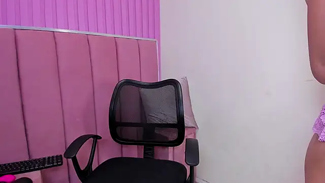 Zoehoney hl online show from March 4, 8:37 pm