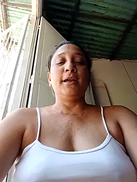 mariacarlota online show from May 9, 7:49 pm
