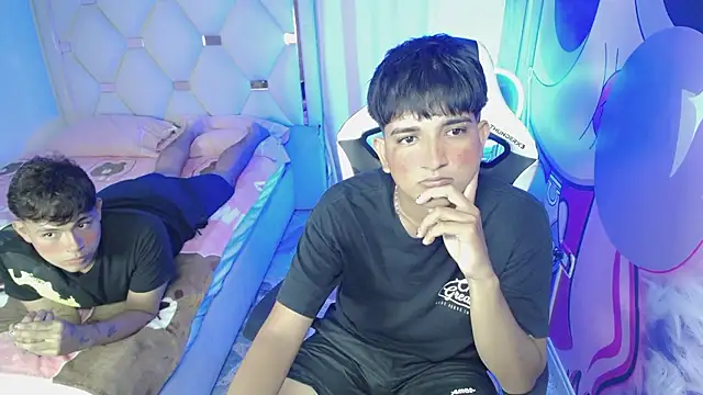 Maxwell boys online show from January 17, 3:36 am