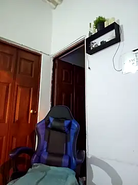 ScarleGrace online show from April 18, 1:52 am