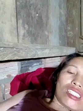 Gummiesu online show from April 5, 8:52 pm