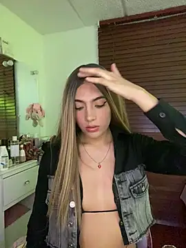 Ladycandy26 online show from January 19, 12:18 am