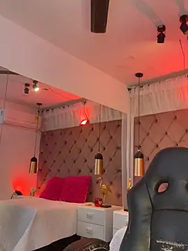 Auri   online show from May 29, 7:34 pm
